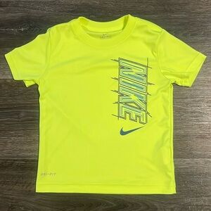 🔷3/$18🔷 Nike Dri Fit tee